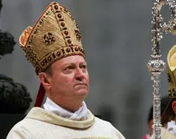 http://www.catholicnewsagency.com/images/Cardinal_Gianfranco_Ravasi_CNA_World_Catholic_News_1_26_11.jpeg