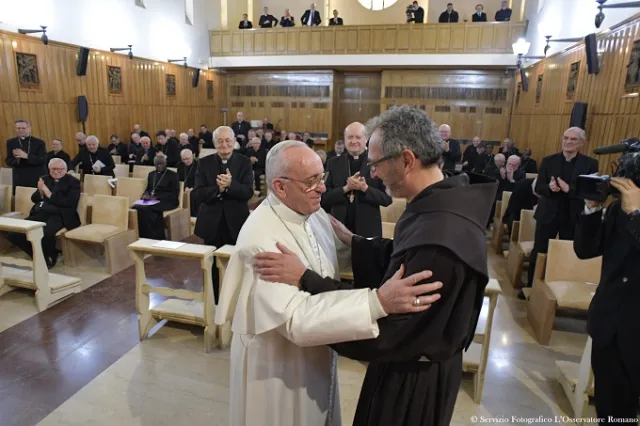 Pope Francis thanks Fr. Giulio Michelini at the end of his Lenten retreat in Ariccia March 10, 2017. L'Osservatore Romano.
