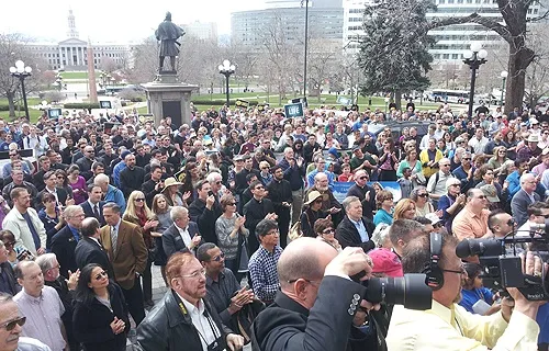 Protesters against SB175 gather outside the Colorado State Capitol in Denver on April 15, 2014. Credit: Peter Zelasko/CNA.