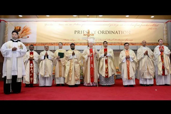 Bishop Hinder (c), Vicar Apostolic of Southern Arabia, flanked by the newly ordained Capuchin priests Fr. Manuel (L) and Fr. D'Souza (R) in Abu Dhabi, Jan. 8, 2016. Credit: AVOSA.