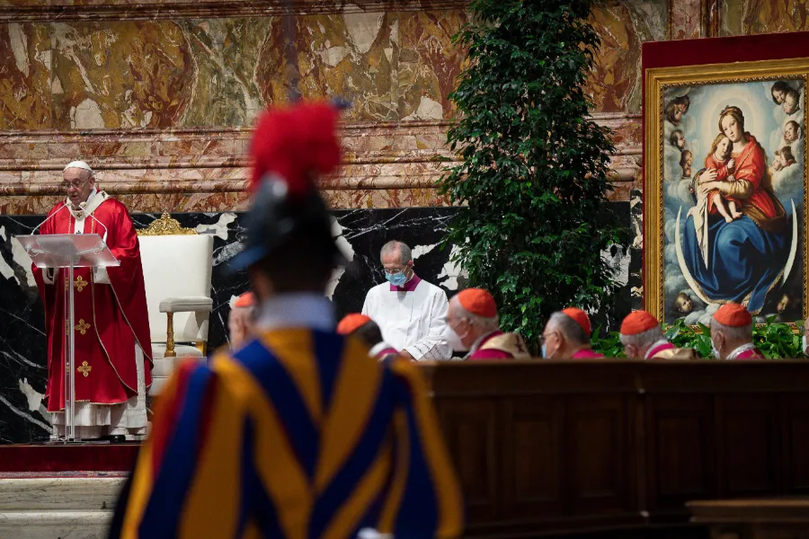 Pope Francis celebrates a Requiem Mass in St. Peter's Basilica for deceased cardinals and bishops Nov. 5, 2020. ?w=200&h=150
