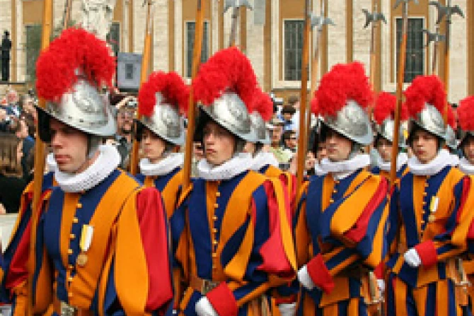05 06 2010 Swiss Guard 2