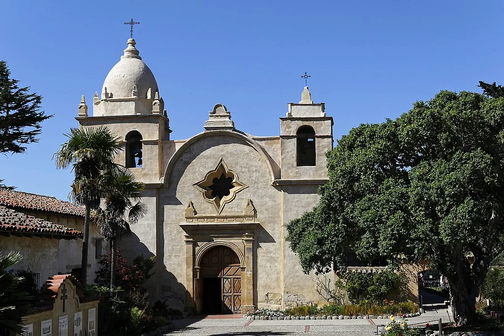 Mission San Carlos Borromeo de Carmelo, in Carmel-by-the-Sea, Calif. Credit: Burkhard Mücke via Wikimedia (CC BY-SA 4.0)?w=200&h=150