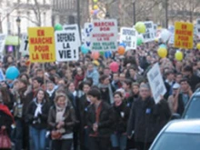Participants in the 2010 Paris March for Life. 