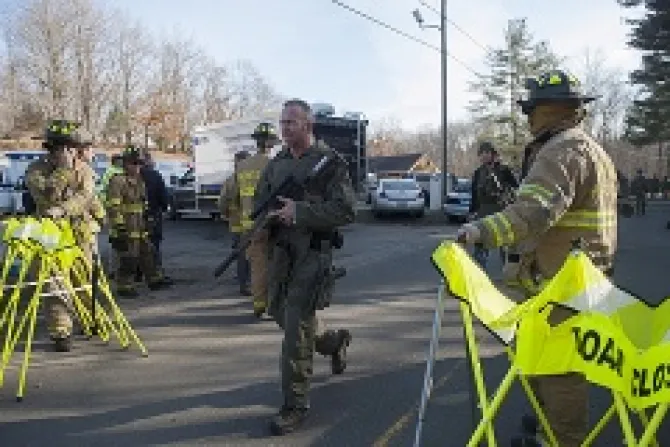 158373007 Shooting At Elementary School In Newtown Connecticut Credit Douglas Healey Getty Images News Getty Images CNA US Catholic News 12 14 12