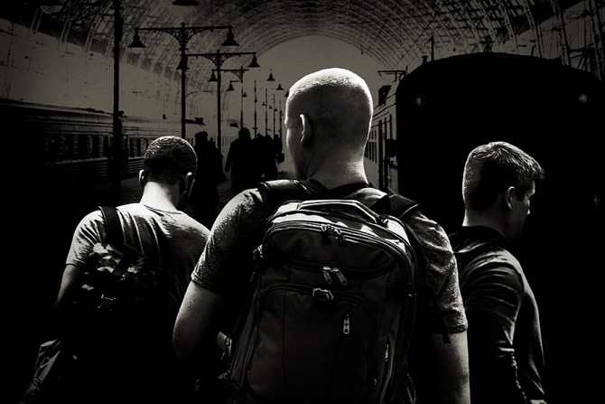 15 17 to Paris Credit Warner Bros CNA