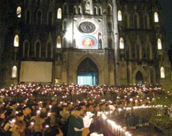 Catholics hold a candle light vigil in Hanoi ?w=200&h=150