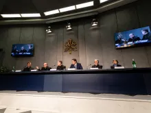 Vatican press conference led by interim press director Alessandro Gisotti, 18 Feb. 2019. 