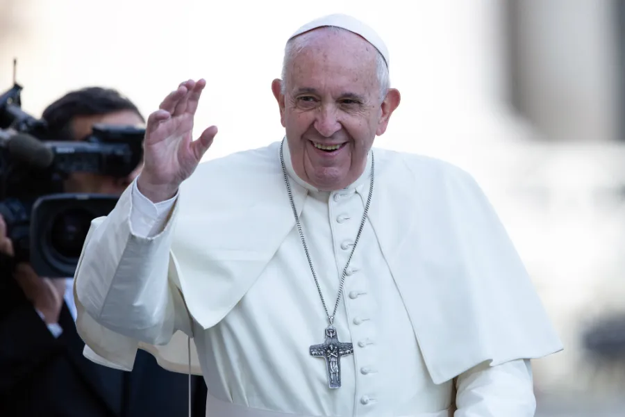 Pope Francis greets pilgrims in St. Peter's Square Nov. 6, 2019. ?w=200&h=150
