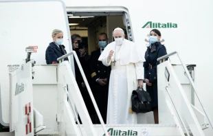 Pope Francis boards the papal plane to Iraq on March 5, 2021. Credit: Daniel Ibanez/CNA.