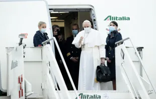 Pope Francis boards the papal plane to Iraq on March 5, 2021. Credit: Daniel Ibanez/CNA. null