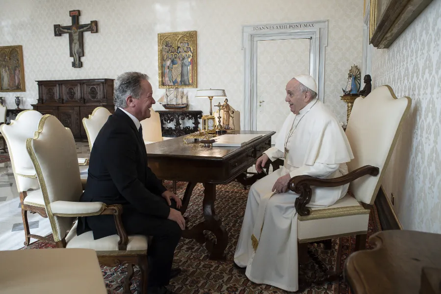 World Food Program head David Beasley meets Pope Francis at the Vatican Jan. 28, 2021. Credit: Vatican Media.?w=200&h=150