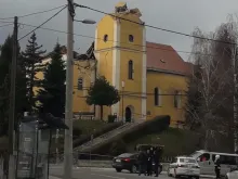 The earthquake-damaged Church of the Exaltation of the Holy Cross in Kravarsko, Croatia. Photo courtesy of Ksenija Abramović/Laudato TV.