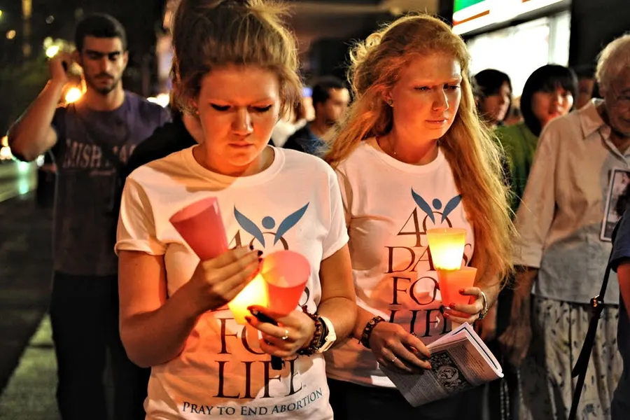 40 Days for Life Prayer Vigil. ?w=200&h=150