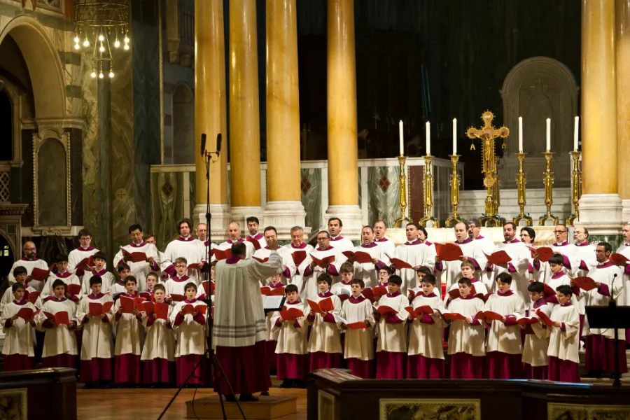 The Sistine Chapel Choir sings at Westminster Cathedral in London, England, May 6, 2012. ?w=200&h=150