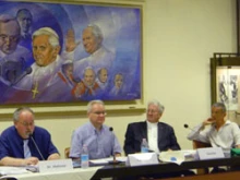 Organizers of the Rome 2010 European altar server pilgrimage address the press at Vatican Radio's headquarters on Monday.