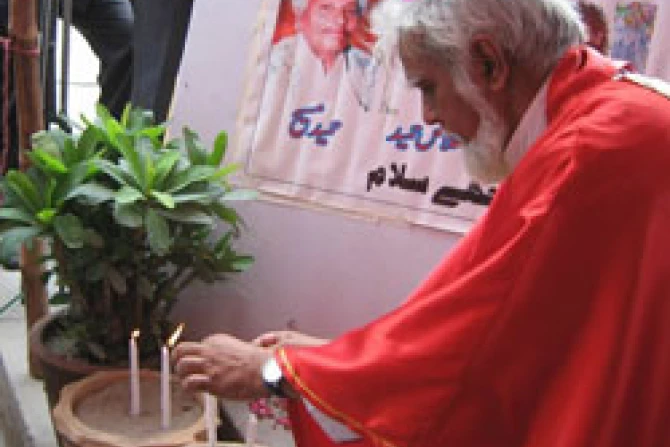 8 02 2010 Coutts Pakistan