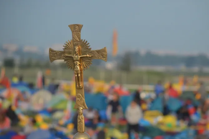 A crucifix in the field at WYD July 31 2016 Credit Kamil Janowicz World Youth Day Krakw 2016 via Flickr