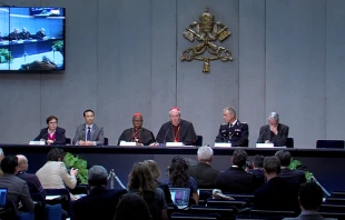 A panel of participants in a Vatican conference on human trafficking speak with journalists during an April 10, 2014 press conference   Andreas Dueren/CNA