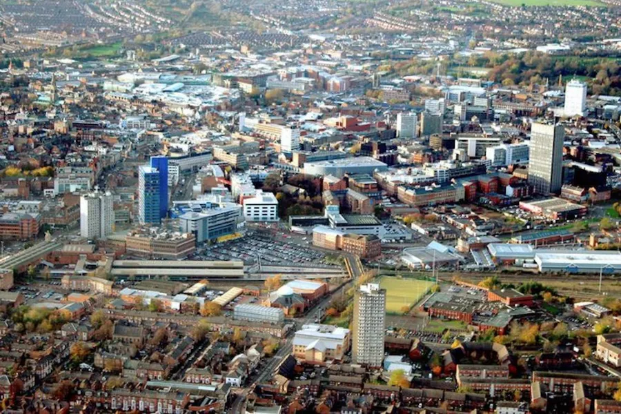 An aerial view of the city of Leicester in England’s East Midlands region. Credit: DougPR (CC0).?w=200&h=150