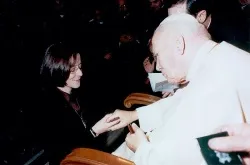 Ana Christina Villa meeting with Saint John Paul II in 2004. Photo courtesy of Ana Christina Villa.?w=200&h=150