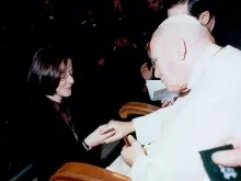 Ana Christina Villa meeting with Saint John Paul II in 2004. Photo courtesy of Ana Christina Villa.