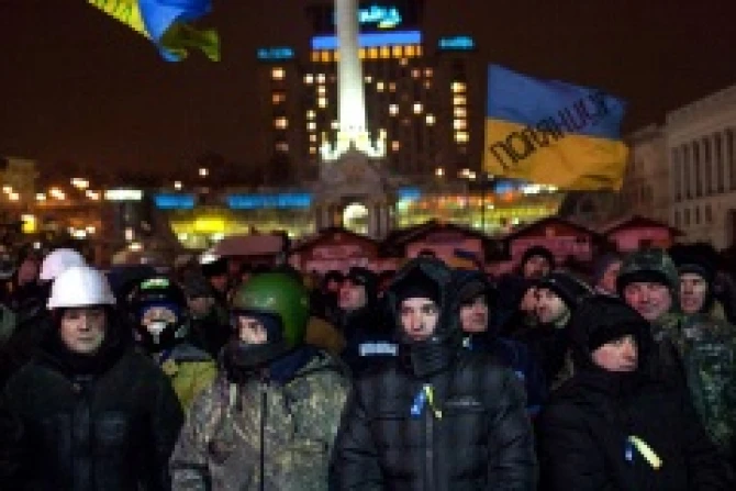 Anti government protestors stand in Independence Square Jan 28 2014 in Kiev Ukraine Credit Rob Stothard Getty Images News Getty Images CNA 1 28 14