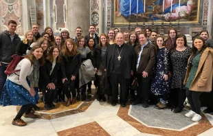 Archbishop Bernard Hebda with young adults from St. Paul and Minneapolis. Courtesy of Enzo Randazzo.