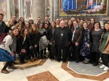Archbishop Bernard Hebda with young adults from St. Paul and Minneapolis. Courtesy of Enzo Randazzo.