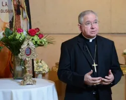 Archbishop Jose Gomez with the relic of the Tilma. ?w=200&h=150