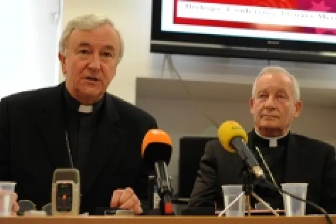 Archbishop Vincent Nichols of Westminster and Archbishop Peter Smith of Southwark at a press conference November 19 2010 Credit Mazur CNA500x315 World Catholic News 3 12 12