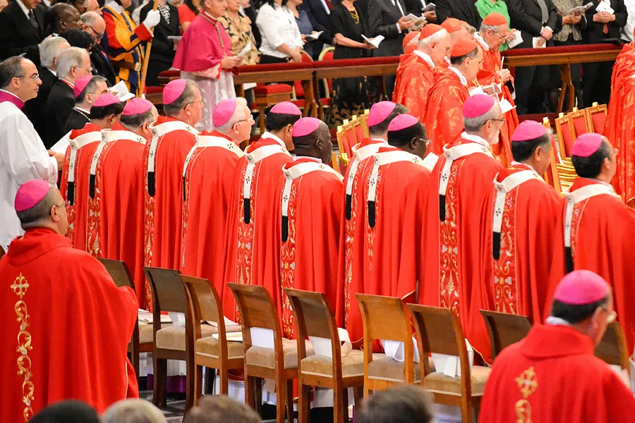 Archbishops wear the pallium they received from Pope Francis in St. Peter's Basilica, June 29, 2014. ?w=200&h=150