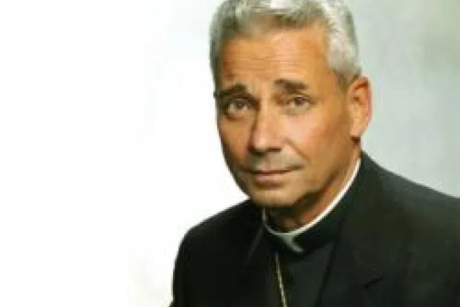 Auxilary Bishop Joseph W Estabrook of the Archdiocese for the Military Services passed away on Feb 4 Credit Archdiocese for the Military Services CNA US Catholic News 2 7 12