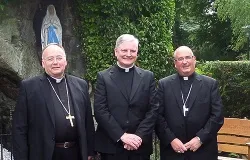 (L-R) Aux. Bishop Stephen Robson, Msgr. Leo Cushley, Archbishop-elect of St. Andrews & Edinburgh, and Archbishop Philip Tartaglia. Courtesy of the Archdiocese of St. Andrews & Edinburgh.?w=200&h=150