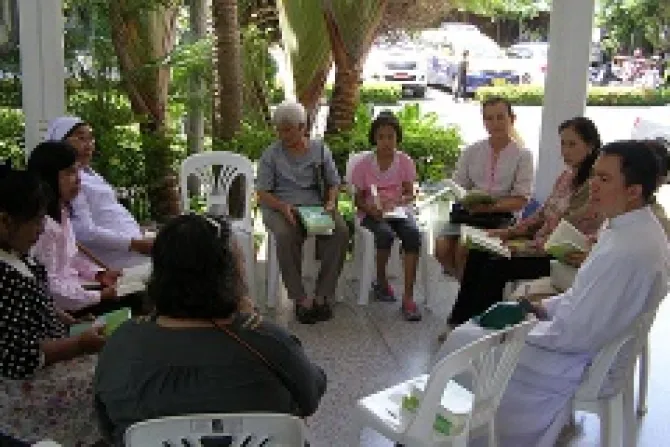 Bible study group in Pattaya Thailand Credit Antonio Gonsalves CNA CNA 7 30 13