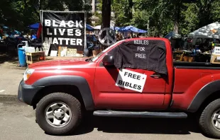Bibles for Free truck in Portland, parked near the center of the recent protests. Courtesy of Alan Summerhill.jpg 
