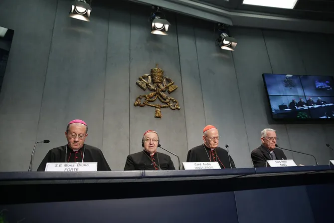 Bishop Bruno Forte Card Andre VingtTrois Cardinal Peter Erdo and Fr Lombardi during a briefing on the Synod Oct 5 2015 Credit Daniel Ibanez CNA 10 5 15