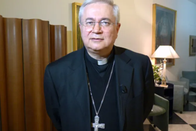 Bishop Mario Toso Secretary of the Pontifical Council for Justice and Peace Credit Marta Jimnez Ibez CNA CNA Vatican Catholic News 12 14 12