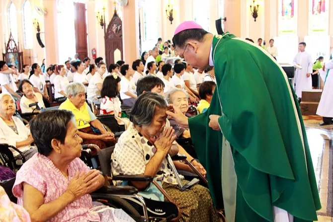 Bishop Silvio Siripong Charatsri annointing the sick celebrating the Year of Mercy for sick and disabled  in Chantaburi diocese Thailand June 12 2016 Credit Chantaburi diocese