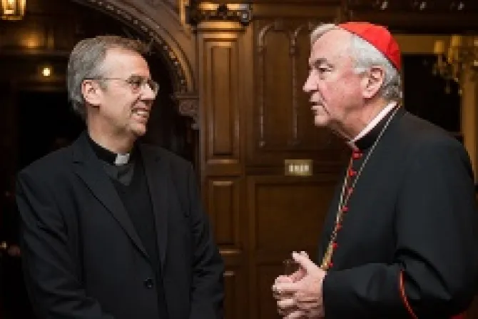 Bishop designate Nicholas Hudson speaks with Cardinal Vincent Nichols Archbishop of Westminster Credit Mazur catholicnewsorguk CC BY NC SA 20 CNA 3 31 14