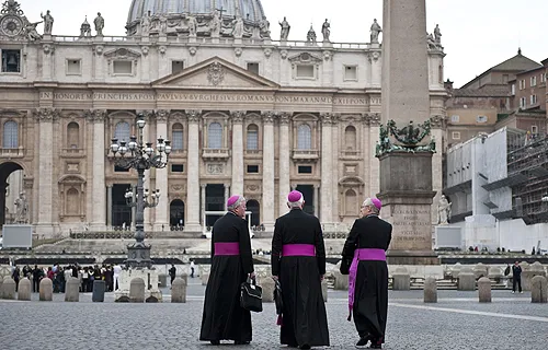 Bishops walk through St. Peter's Square on their way to synod meetings about the New Evangelization on Oct. 13, 2012. ?w=200&h=150