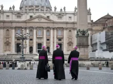 Bishops walk through St. Peter's Square on their way to synod meetings on the New Evangelization Oct. 13, 2012. 