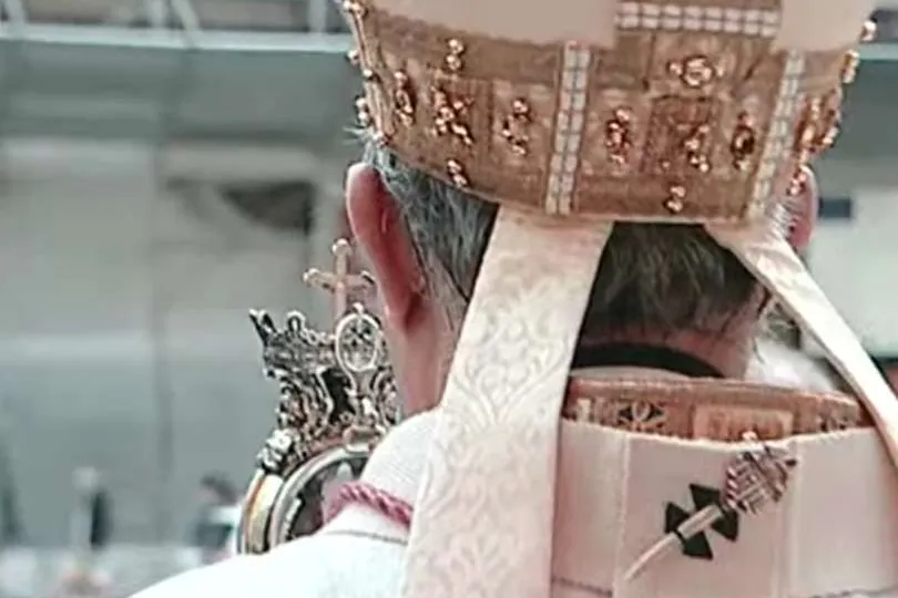 The Archbishop of Naples blesses the city with St. Januarius' liquefied blood. ?w=200&h=150