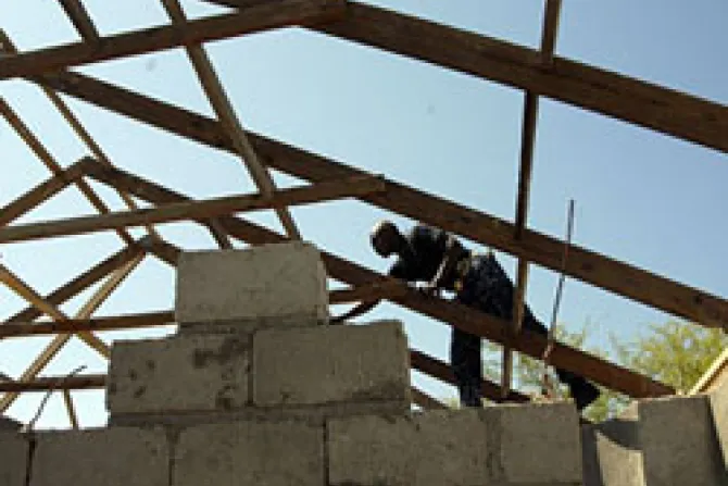 Building Homes in Haiti CNA US Catholic News 12 16 10