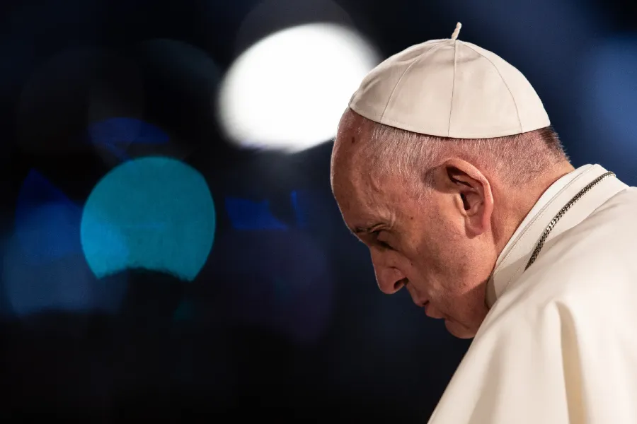 Pope Francis prays during the Good Friday Via Crucis in Rome April 19, 2019. ?w=200&h=150