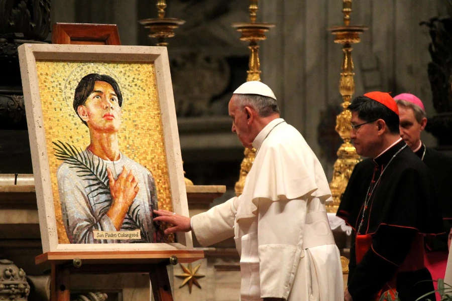 Pope Francis and Cardinal Luis Antonio Tagle before a mosaic of catechist St. Pedro Calungsod in St. Peter’s Basilica on Nov. 21, 2013. Credit: Kerri Lenartowick/CNA.?w=200&h=150