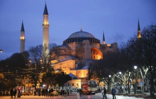 Caption: A view of Hagia Sophia in Istanbul, Turkey on Nov. 27, 2014.   CNA/Daniel Ibáñez.