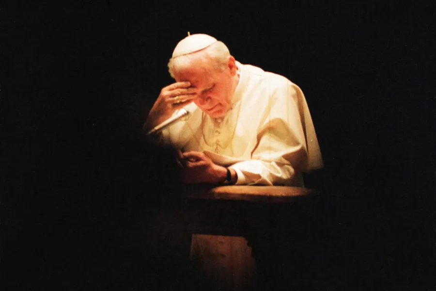 Pope John Paul II at prayer in 1991. ?w=200&h=150