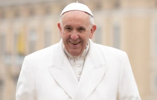 Pope Francis in St. Peter's Square on Feb. 22, 2017.   Daniel Ibáñez/CNA.