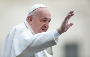 Pope Francis greets pilgrims in St. Peter's Square on Feb. 26, 2020. Daniel Ibáñez/CNA.
